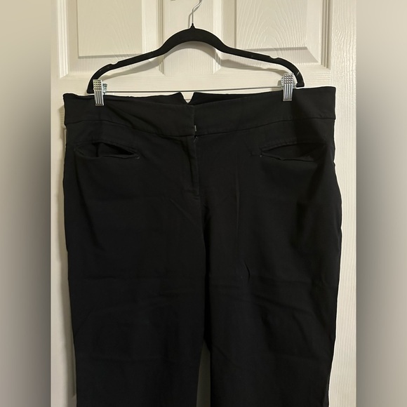 Lane Bryant Right Fit (Blue Circle) Brown or Black Slacks Size 4 & 5 (20 or 22) - Picture 9 of 12